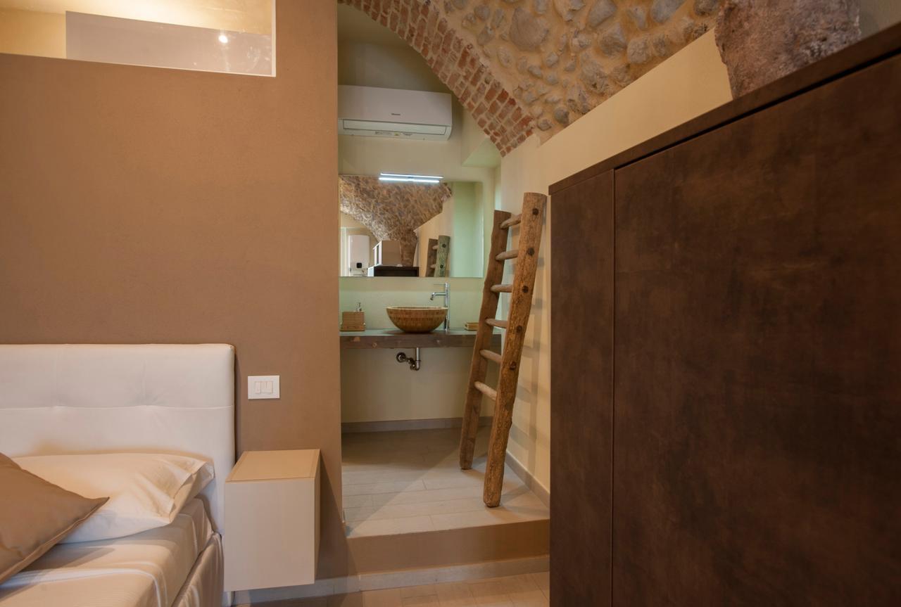 La Bellavita Del Garda Luxury Apartments Сан-Феліче-дель-Бенако Екстер'єр фото